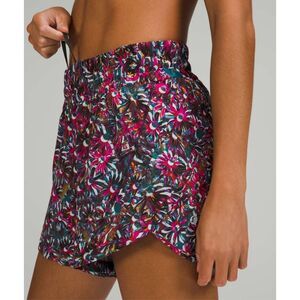 Lululemon Track That Mid-Rise Lined Short 5" Size 8 Floral Electric